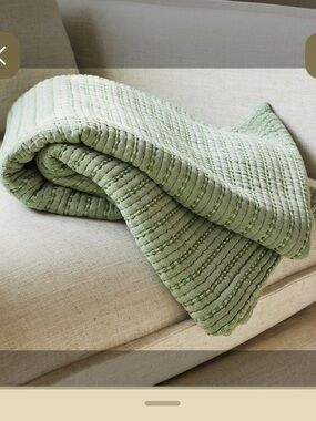 Brooklinen Lightweight Texture Cotton Throw Blanket